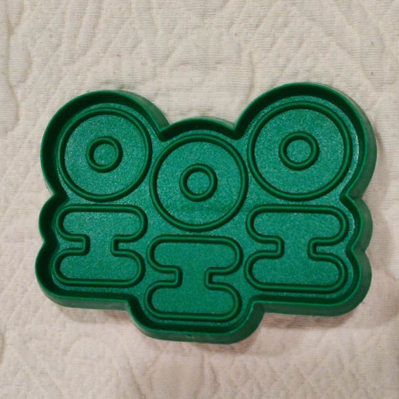 Hallmark Christmas Candy Cane, Santa & HoHoHo Vintage Cookie Cutters - Picture 4 of 7